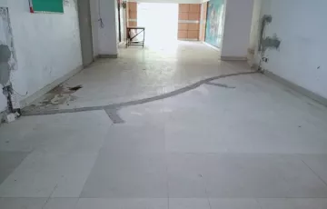 Open Floor for Rent in Satmasjid Road, Dhanmondi, Dhaka