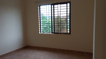  sqm Living Size Residential Properties for Rent in 7 No. West Sholoshohor Ward