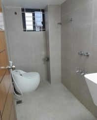  sqm Living Size Residential Properties for Rent in Bashundhara R-A