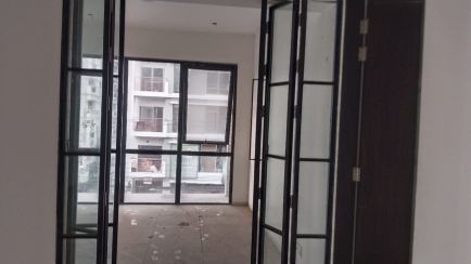  sqm Land Size Residential Properties for Sale