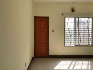  sqm Living Size Residential Properties for Rent in Bashundhara R-A