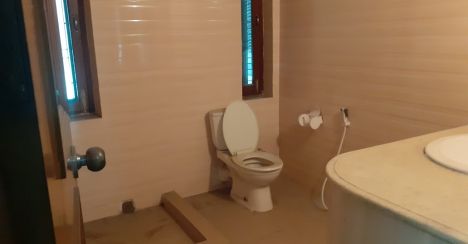  sqm Living Size Commercial Properties for Rent in Gulshan