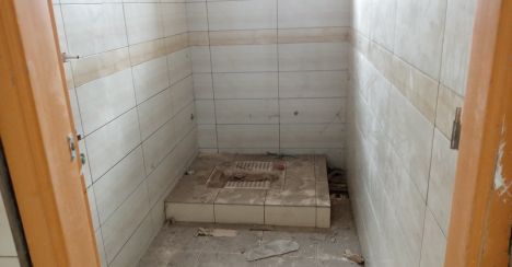 sqm Living Size Residential Properties for Sale in Bakalia