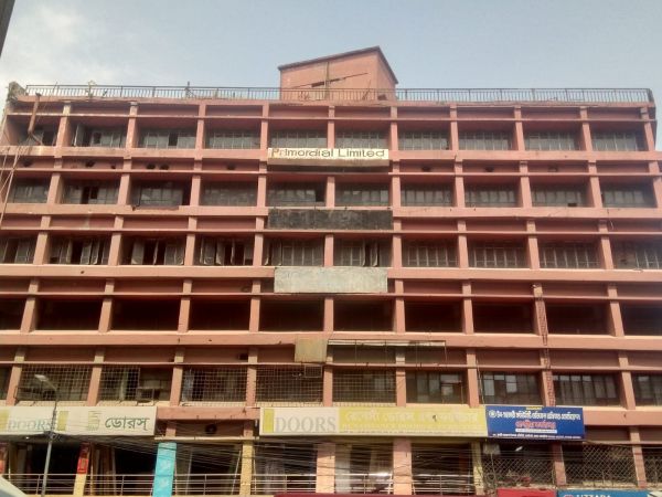  Bedrooms Commercial Properties for Rent