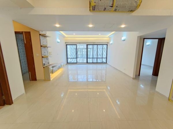 3 Bedrooms Residential Properties for Rent