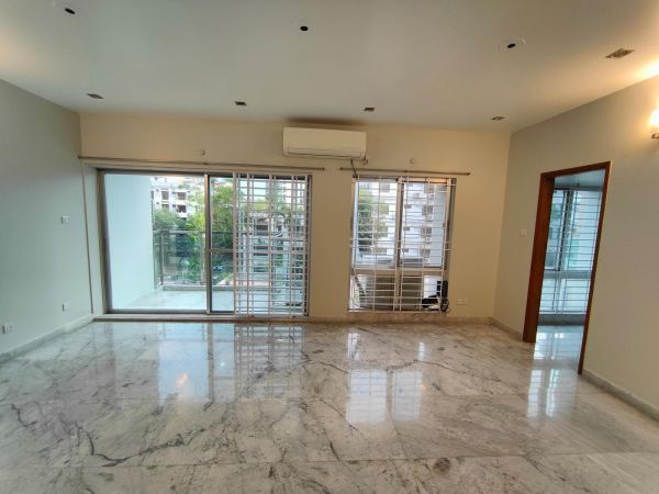 3 Bedrooms Residential Properties for Rent
