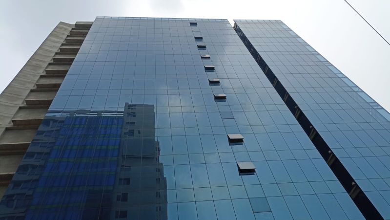  Bedrooms Commercial Properties for Rent