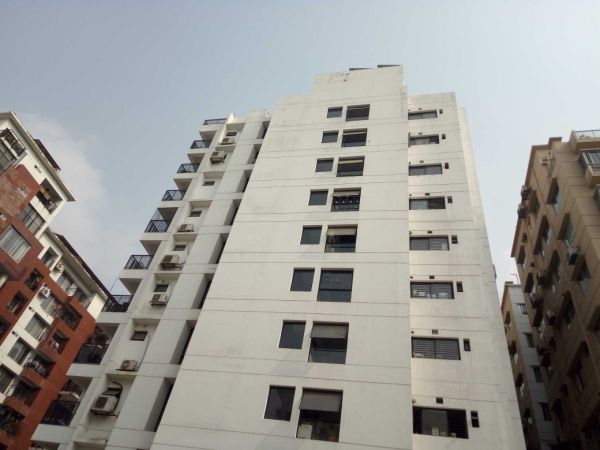 4 Bedrooms Residential Properties for Sale
