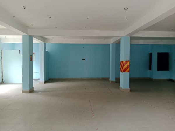  Bedrooms Commercial Properties for Rent