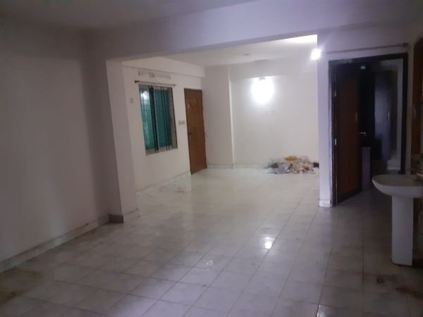 3 Bedrooms Residential Properties for Rent
