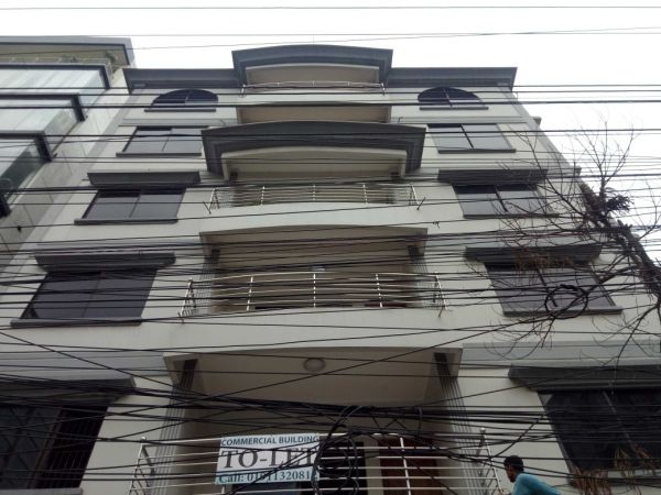  Bedrooms Commercial Properties for Rent