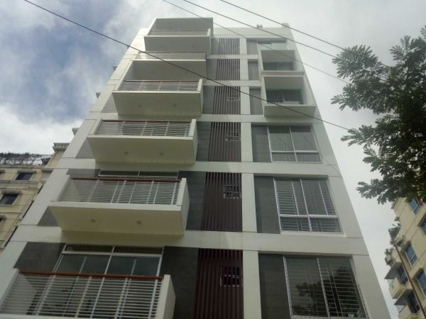 3 Bedrooms Residential Properties for Rent