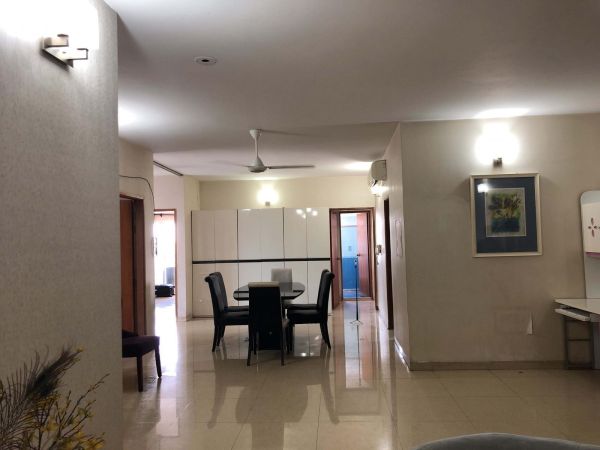 4 Bedrooms Residential Properties for Rent