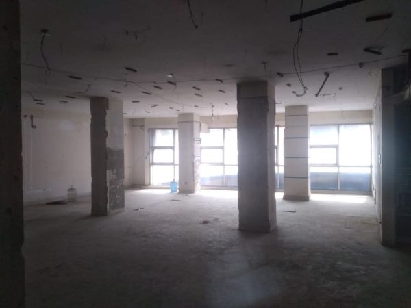  Bedrooms Commercial Properties for Rent