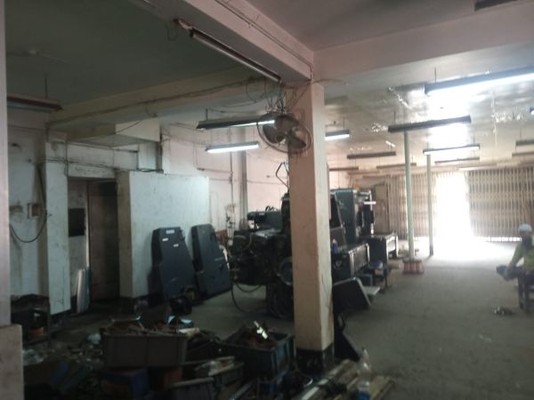  Bedrooms Commercial Properties for Rent
