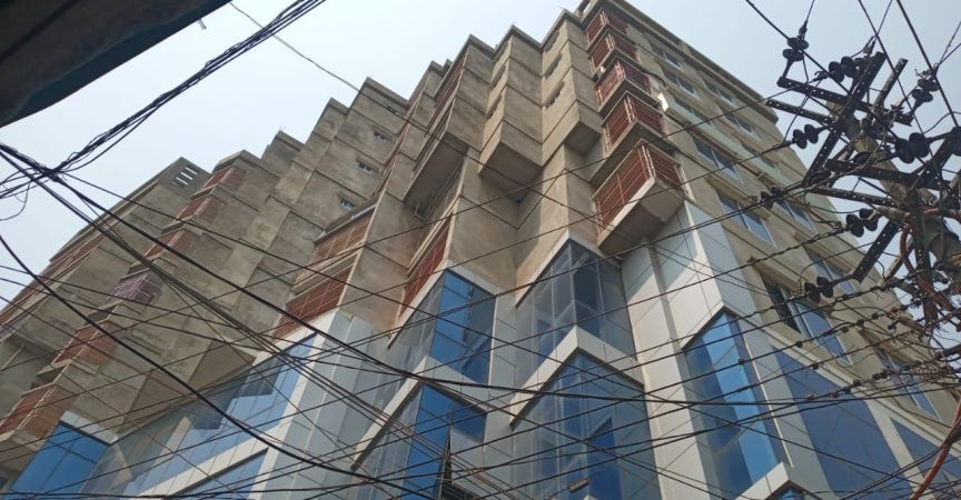  Bedrooms Commercial Properties for Rent