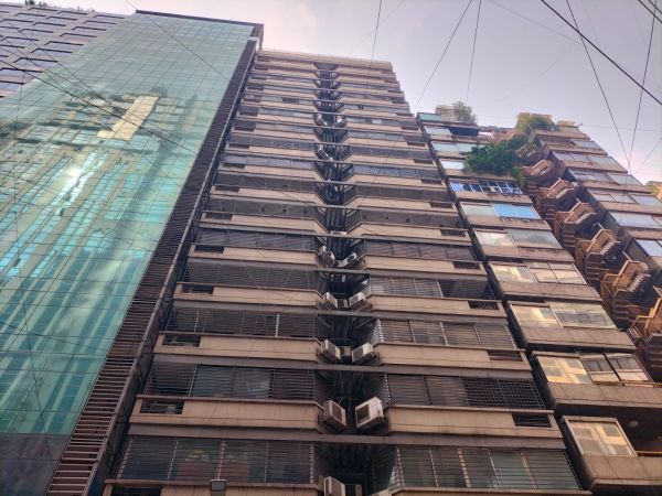  Bedrooms Commercial Properties for Rent