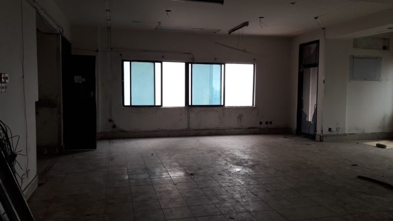  Bedrooms Commercial Properties for Rent