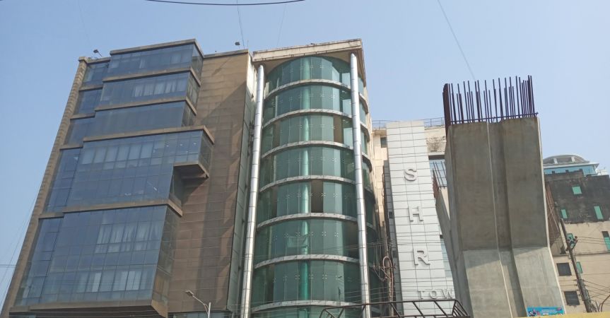  Bedrooms Commercial Properties for Rent