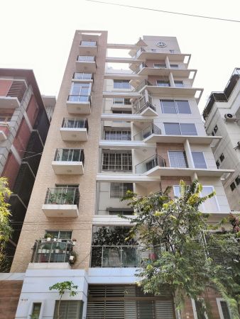 3 Bedrooms Residential Properties for Rent