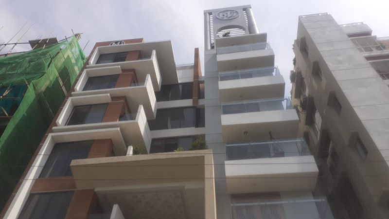 4 Bedrooms Residential Properties for Rent