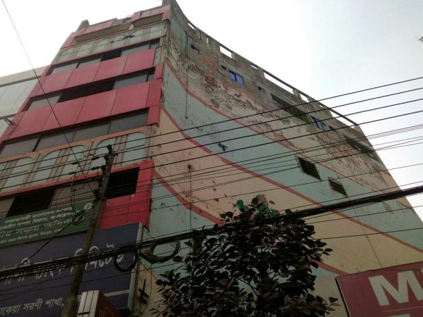  Bedrooms Commercial Properties for Rent