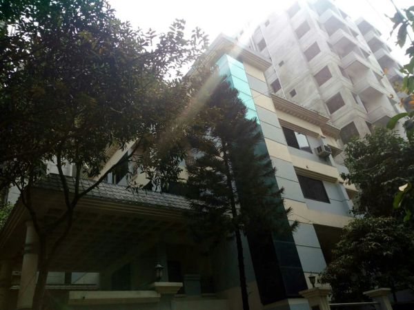 3 Bedrooms Residential Properties for Rent