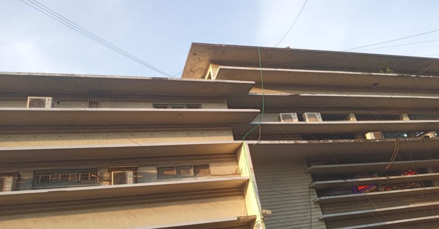  Bedrooms Commercial Properties for Sale