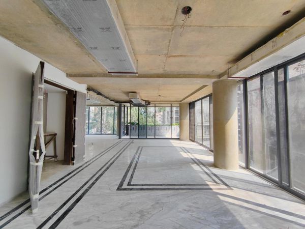 4 Bedrooms Residential Properties for Rent
