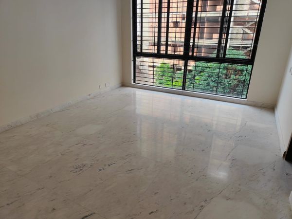 4 Bedrooms Residential Properties for Rent