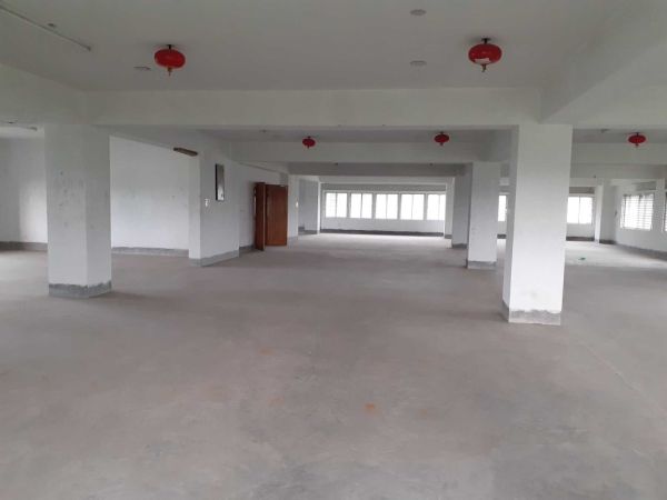  Bedrooms Commercial Properties for Rent