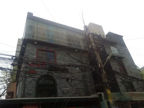  Bedrooms Commercial Properties for Rent
