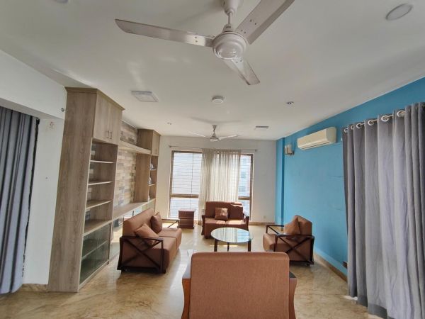 4 Bedrooms Residential Properties for Rent