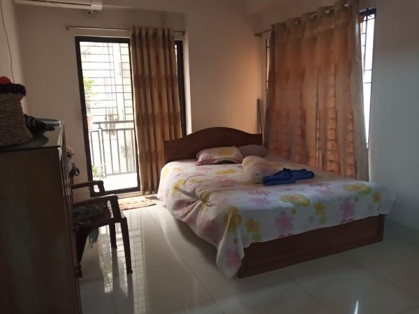 4 Bedrooms Residential Properties for Rent