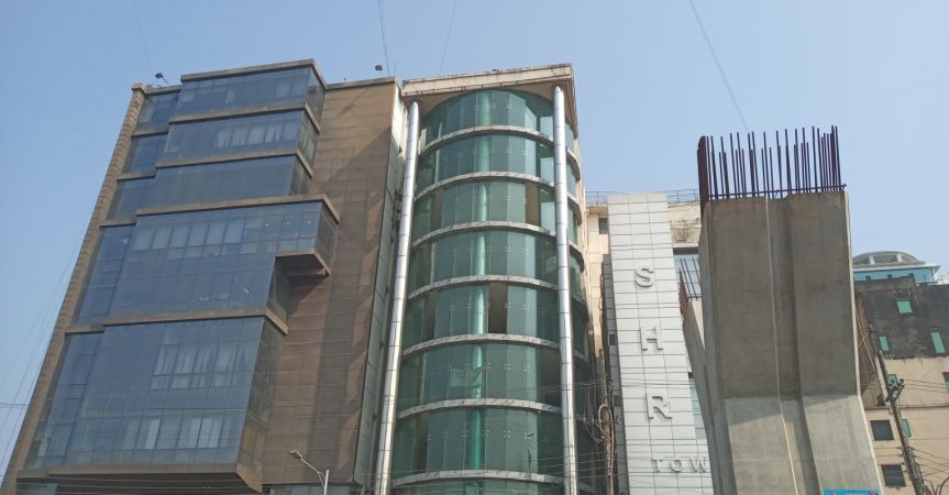  Bedrooms Commercial Properties for Rent