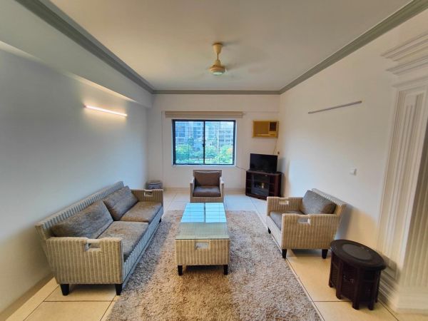 3 Bedrooms Residential Properties for Rent