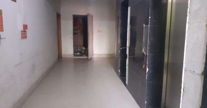  Bedrooms Commercial Properties for Rent