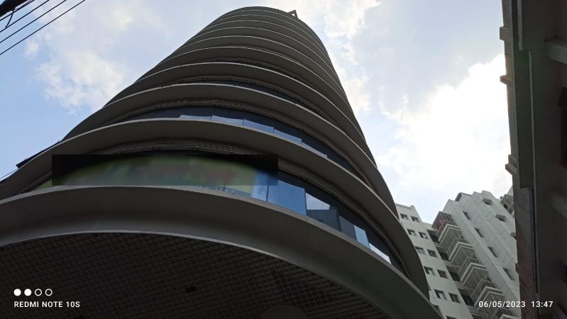  Bedrooms Commercial Properties for Sale
