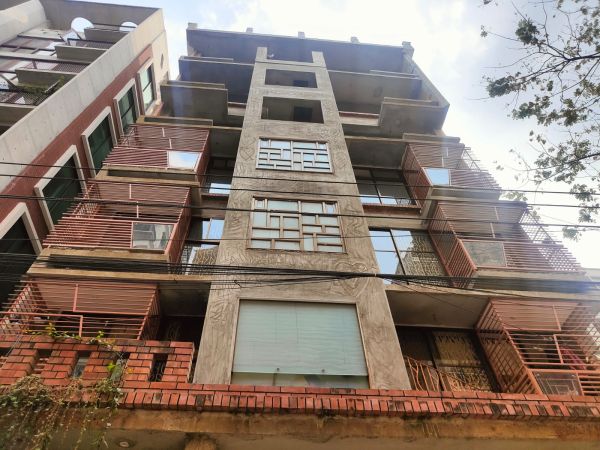 3 Bedrooms Residential Properties for Rent