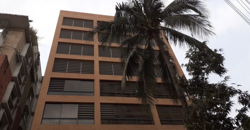  Bedrooms Commercial Properties for Rent