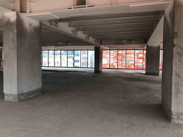  Bedrooms Commercial Properties for Rent