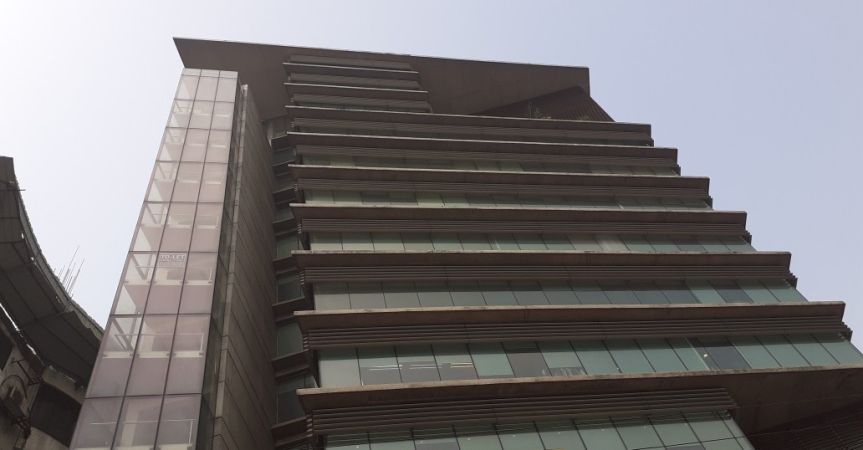 Bedrooms Commercial Properties for Rent