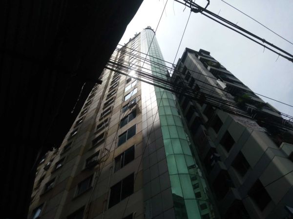  Bedrooms Commercial Properties for Rent