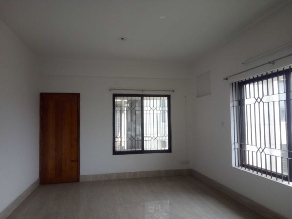 4 Bedrooms Residential Properties for Rent