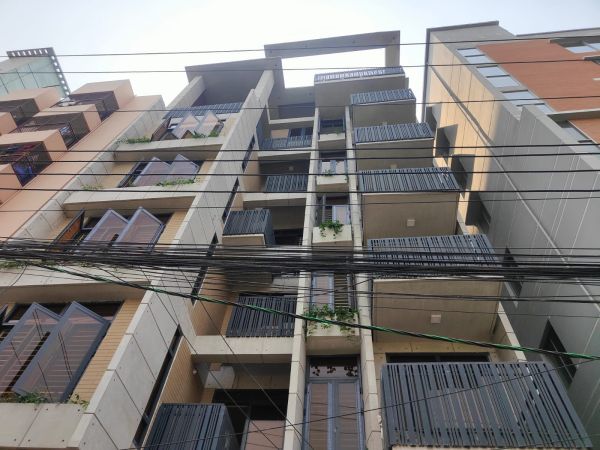 3 Bedrooms Residential Properties for Rent