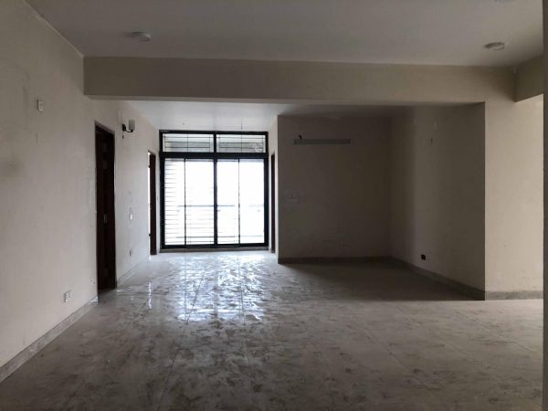 4 Bedrooms Residential Properties for Rent