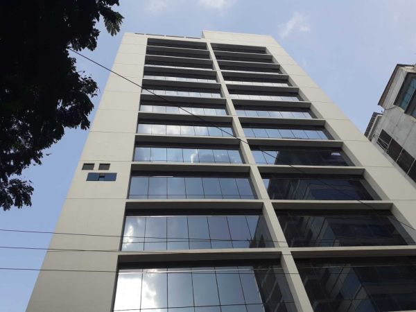  Bedrooms Commercial Properties for Rent