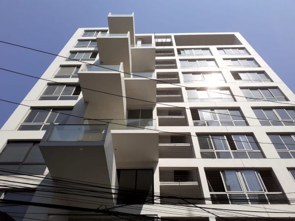 3 Bedrooms Residential Properties for Rent
