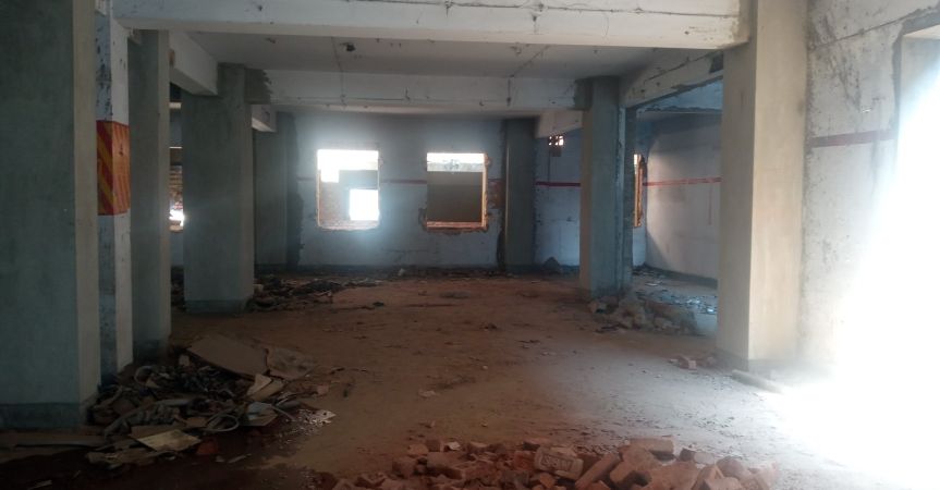  Bedrooms Commercial Properties for Rent