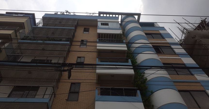  Bedrooms Commercial Properties for Rent